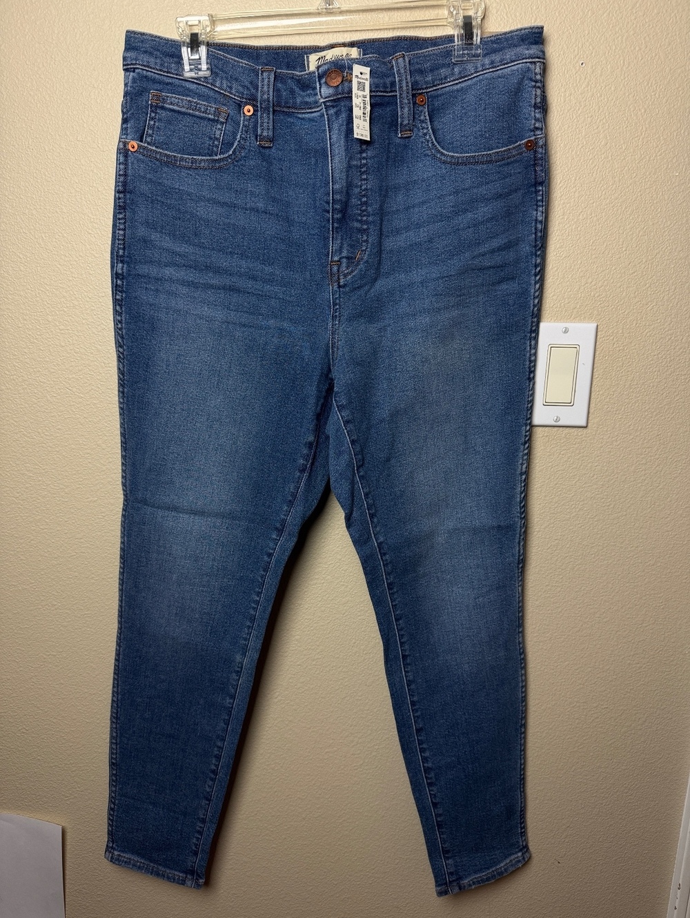 Madewell: 10” High Rise Skinny Crop NWT | Size 30